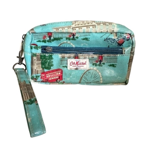 CATH KIDSTON LINDON SCENE OILCLOTH 3 PIECE TRAVEL SET - Picture 5 of 12